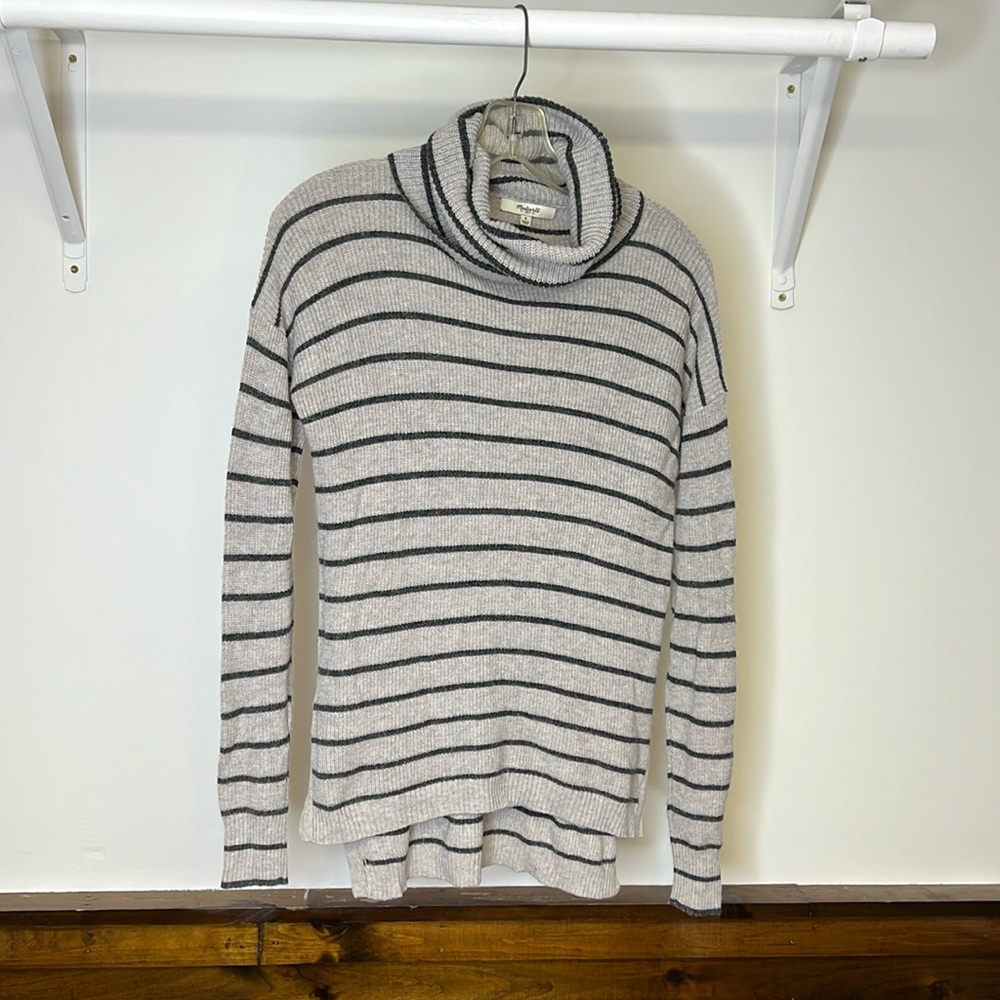 Madewell Gray Striped Wool Blend Turtleneck Sweatshirt- Small‎